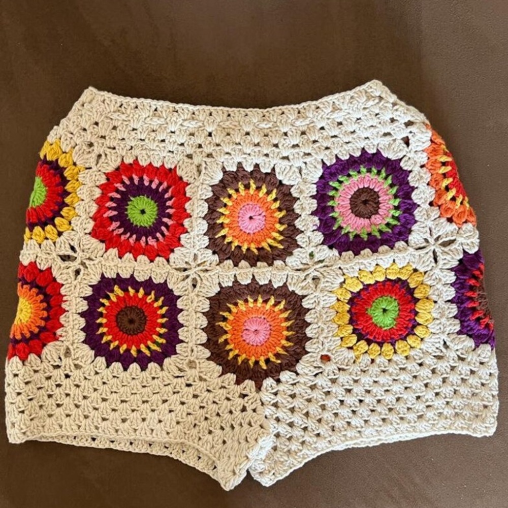Colorful Crochet Set - Picture 2 of 5